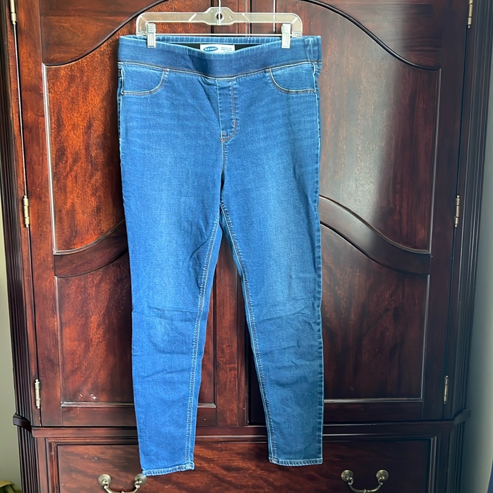 Old Navy Rockstar Super Skinny Jeggings Mid Rise Women’s Size 14